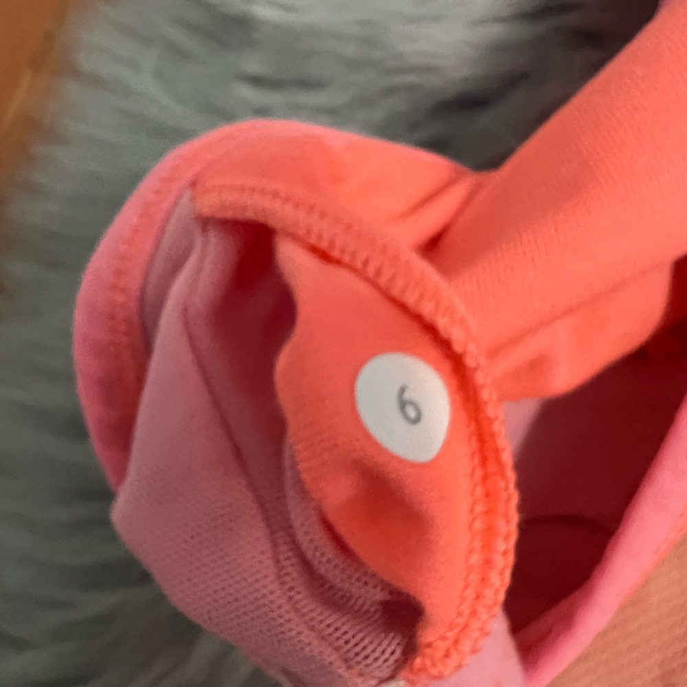 COPY - Lululemon 6 cardio kick bra tank pop orange - Picture 2 of 3